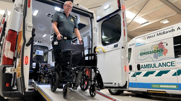 6 Things to Know About NHS Patient Transport in the UK
